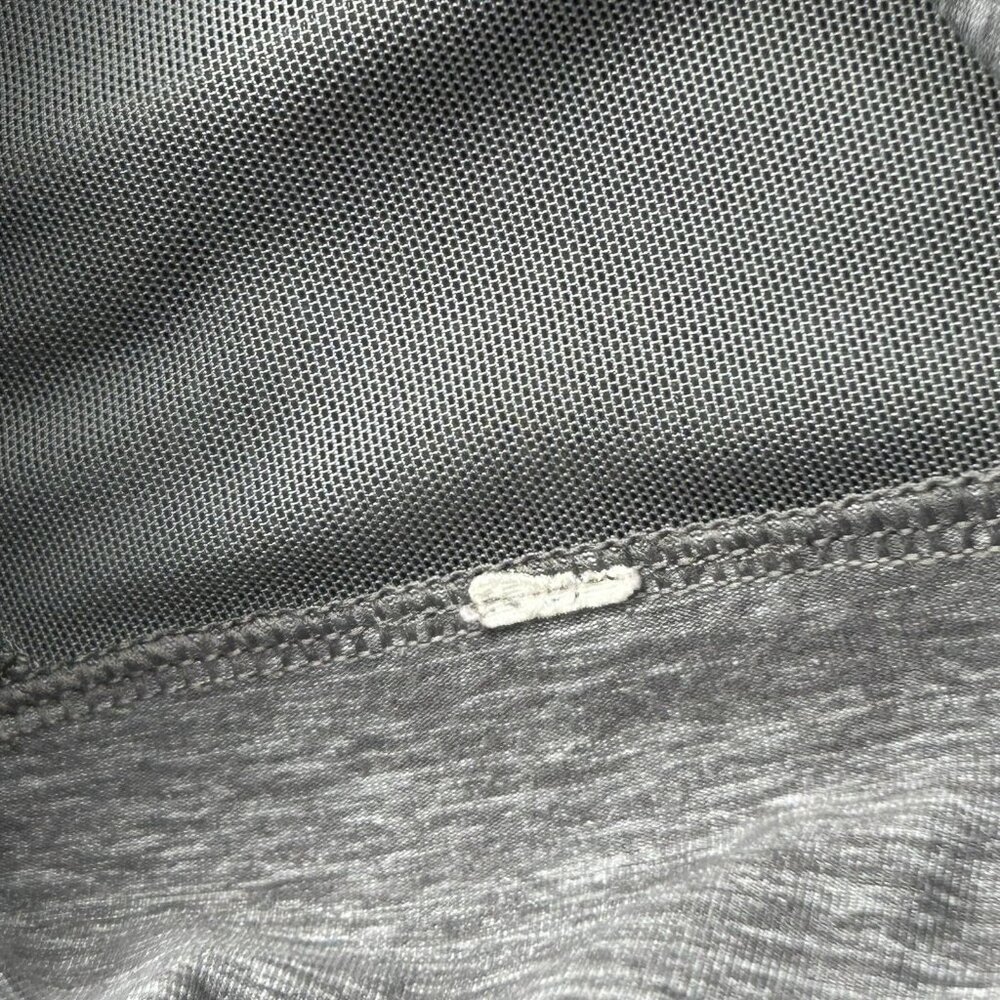 Lululemon Jacket Womens XS Gray 1/2 Zip Thumbholes Mesh Lined Running Yoga - Picture 4 of 13